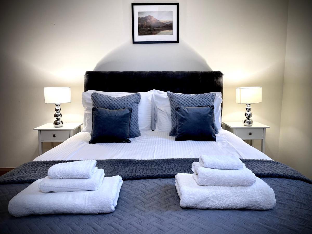 Ferienwohnung Lomond Castle Penthouse Luss Exterior foto